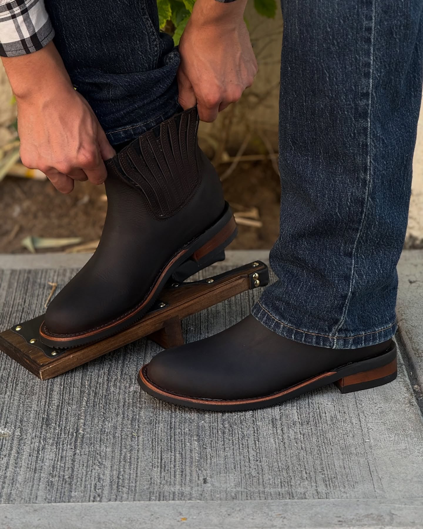 Anti-slippery Western Cowboy Boots