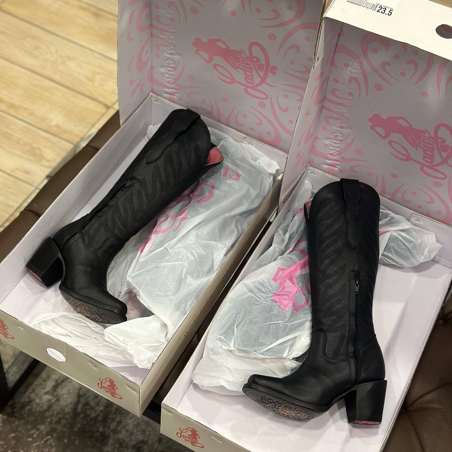 Women'S Mid Heel Embroidered Cavalier Boots
