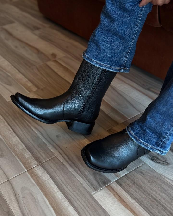 New Denim Trend Vegas Cowboy Boots