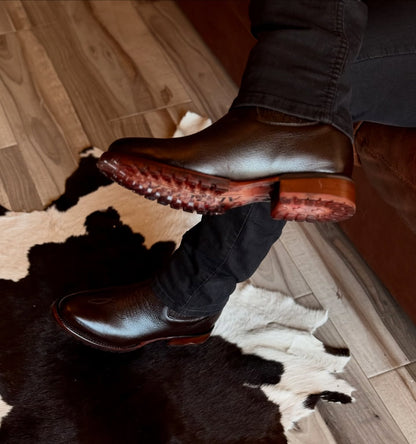 Brown Oval  Western Cowboy Boots