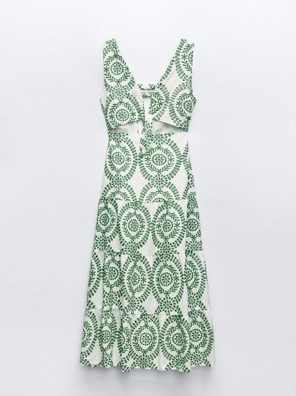 Fashion Hollowed Out Embroidery Dress