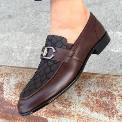 Casual Scale Textured Iron Buckle Loafers